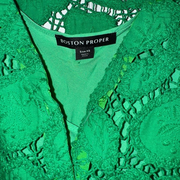 Green Lace Boston Proper Top! - Picture 3 of 3